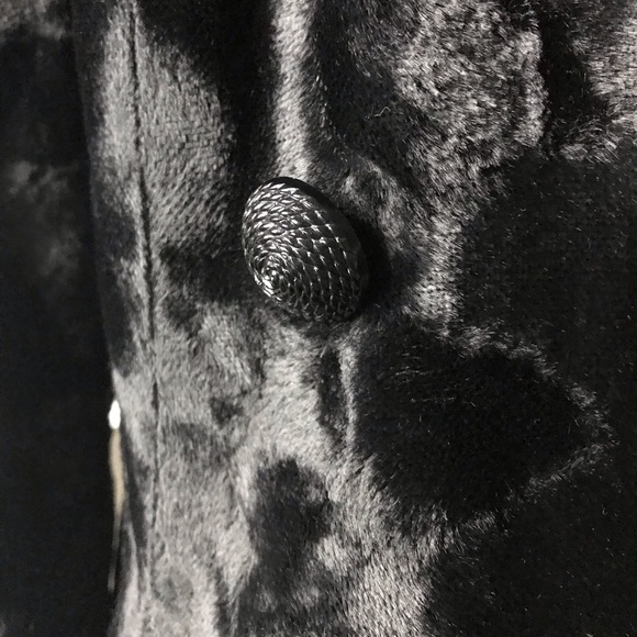 Fabulous Vintage Faux Fur Coat - Picture 11 of 11